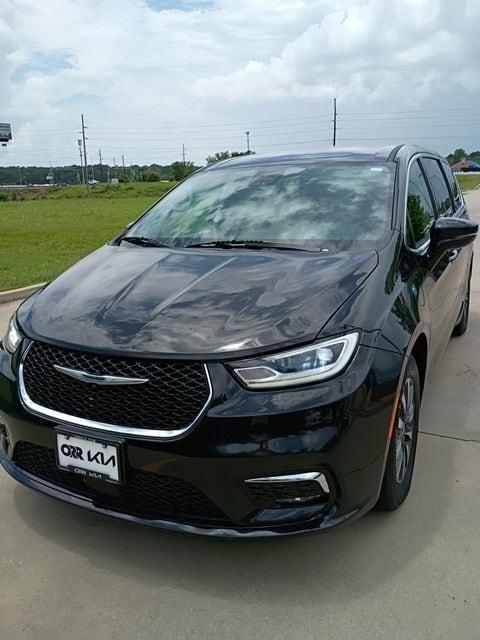 2024 Chrysler Pacifica Hybrid