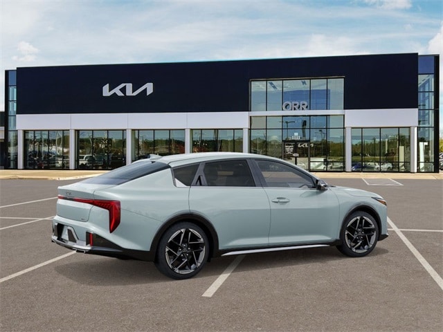 2026 Kia K4 GT-Line photo 4