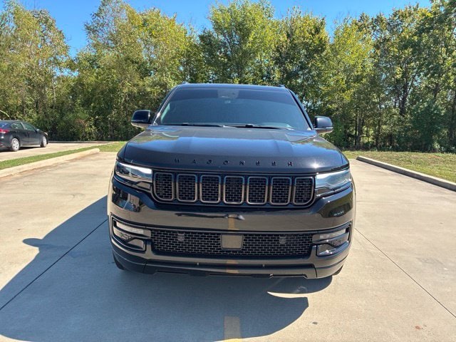 2023 Jeep Wagoneer
