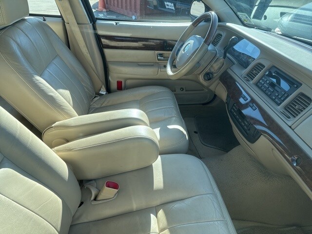 2006 Mercury Grand Marquis LS photo 3
