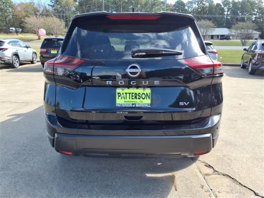 Used 2024 Nissan Rogue SV SUV