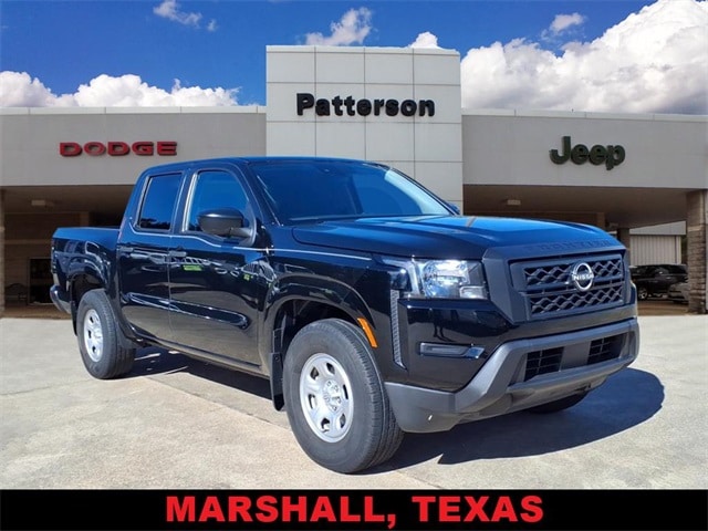 2022 Nissan Frontier S's photo