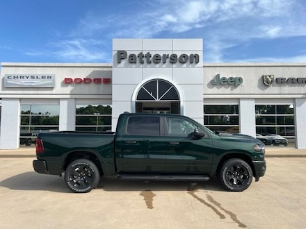 2026 Ram 1500 EXPRESS CREW CAB 4X4 5'7 BOX Pickup