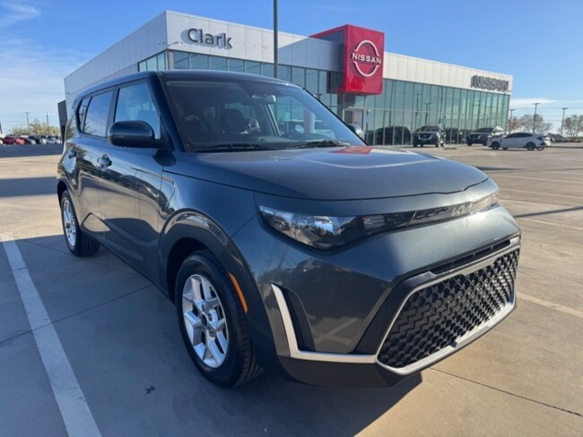 2023 Kia Soul LX Hatchback