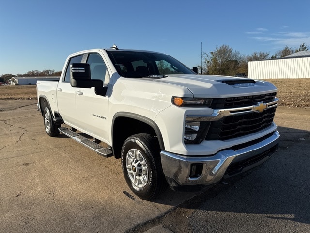 2025 Chevrolet Silverado 2500HD LT's photo
