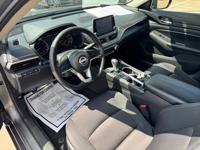 Used 2024 Nissan Altima SV with VIN 1N4BL4DV5RN313662 for sale in Kilgore, TX