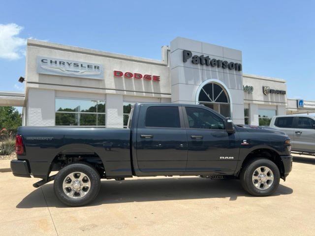 New 2026 Ram 2500 LONE STAR CREW CAB 4X4 6'4 BOX