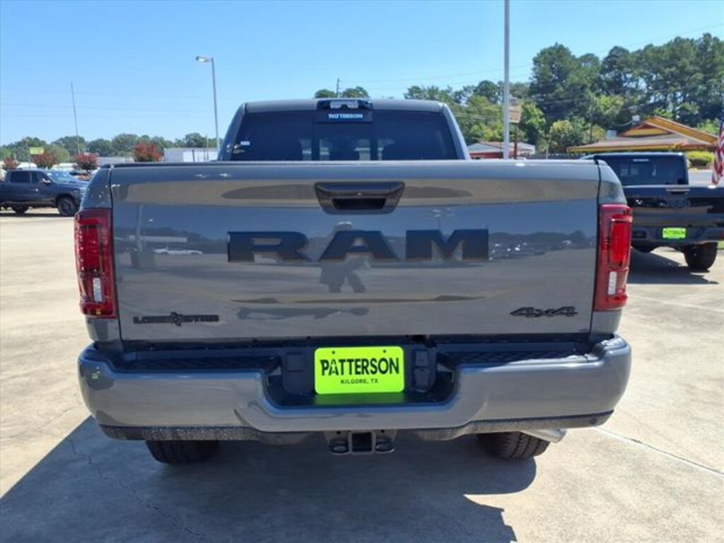 New 2026 Ram 2500 LONE STAR CREW CAB 4X4 6'4 BOX Pickup