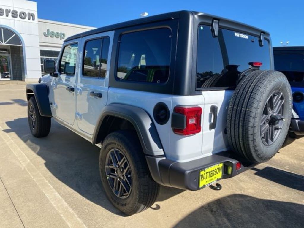 New 2026 Jeep Wrangler 4-DOOR SPORT S Sport Utility