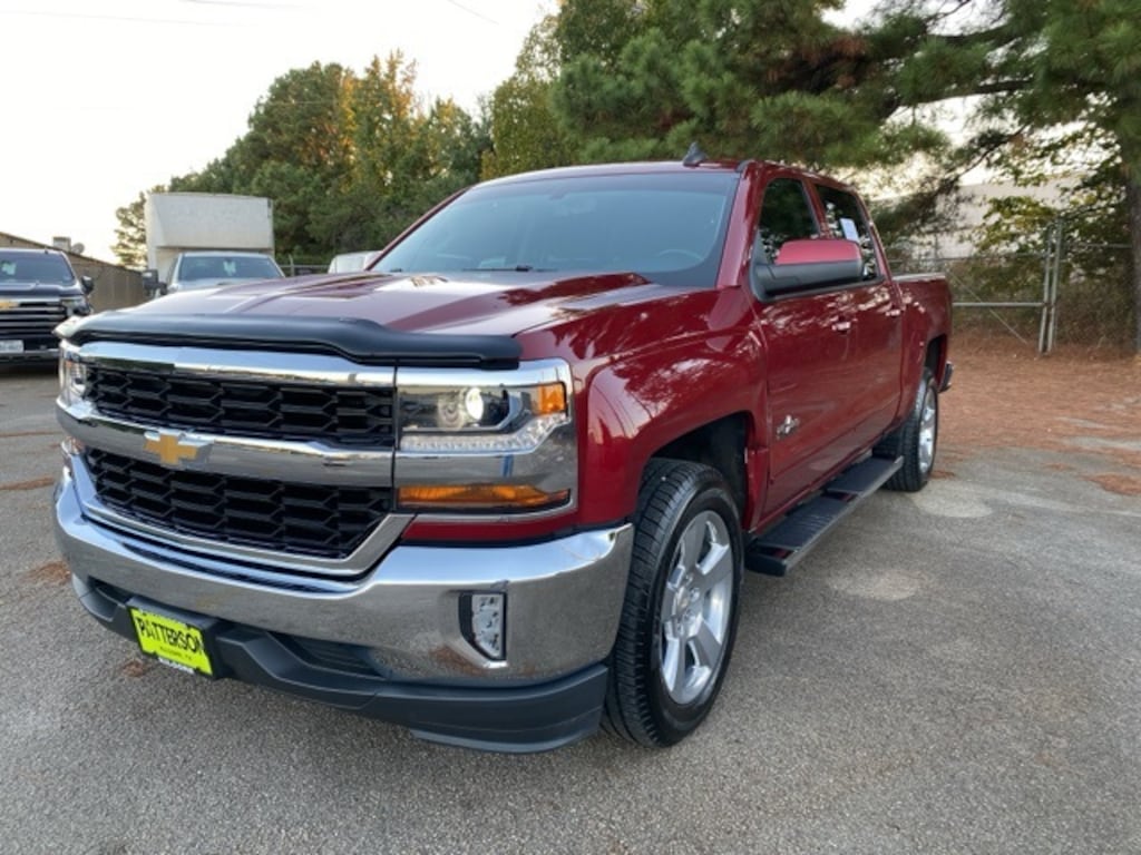Used 2018 Chevrolet Silverado 1500 LT w/1LT Truck Crew Cab