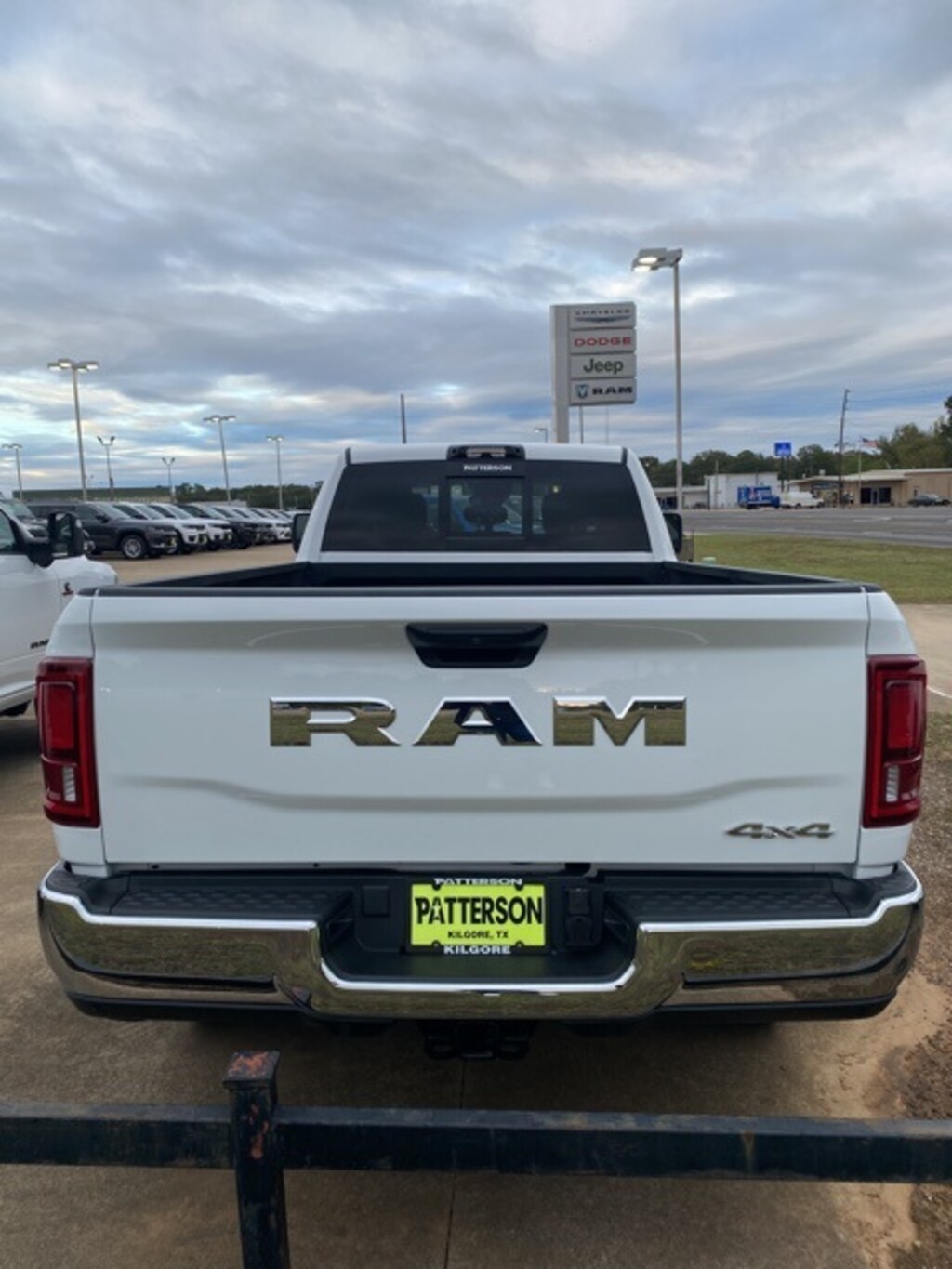 New 2026 Ram 3500 TRADESMAN CREW CAB 4X4 8' BOX Pickup
