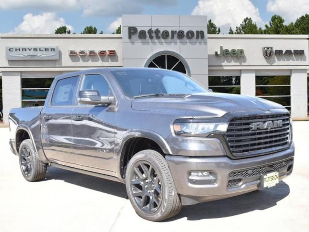 New 2025 Ram 1500 LARAMIE CREW CAB 4X4 5'7 BOX Pickup