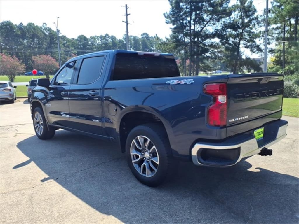 Used 2021 Chevrolet Silverado 1500 LT Truck Crew Cab