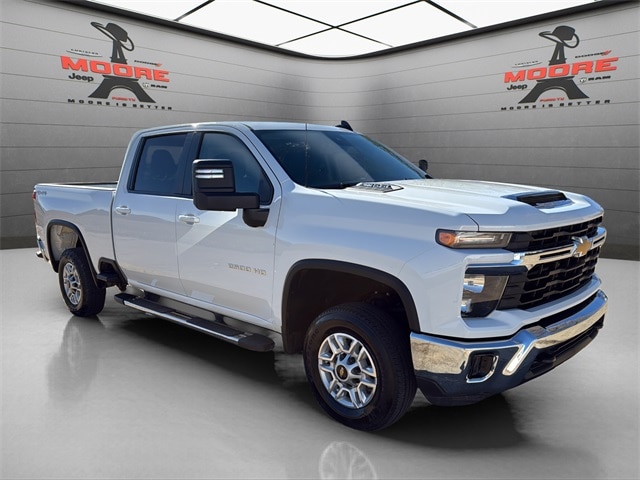 2025 Chevrolet Silverado 2500HD LT's photo