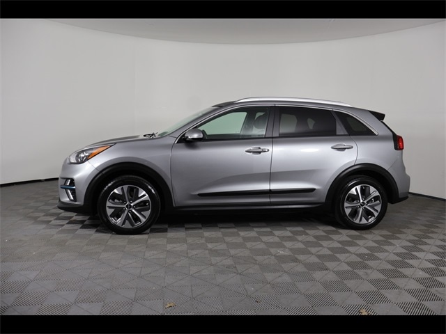 Used 2022 Kia Niro EX Premium with VIN KNDCE3LG6N5142226 for sale in Kilgore, TX