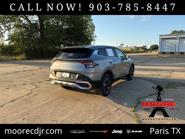 2024 Kia Sportage LX photo 3
