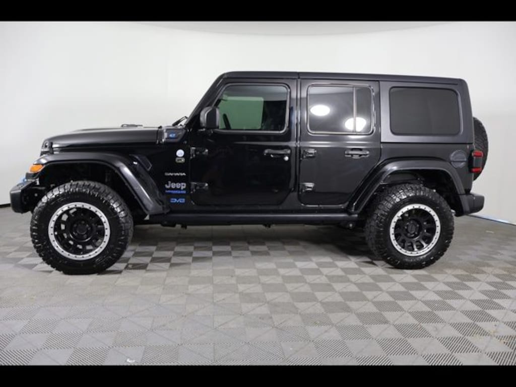 Used 2022 Jeep Wrangler Unlimited 4xe Sahara SUV