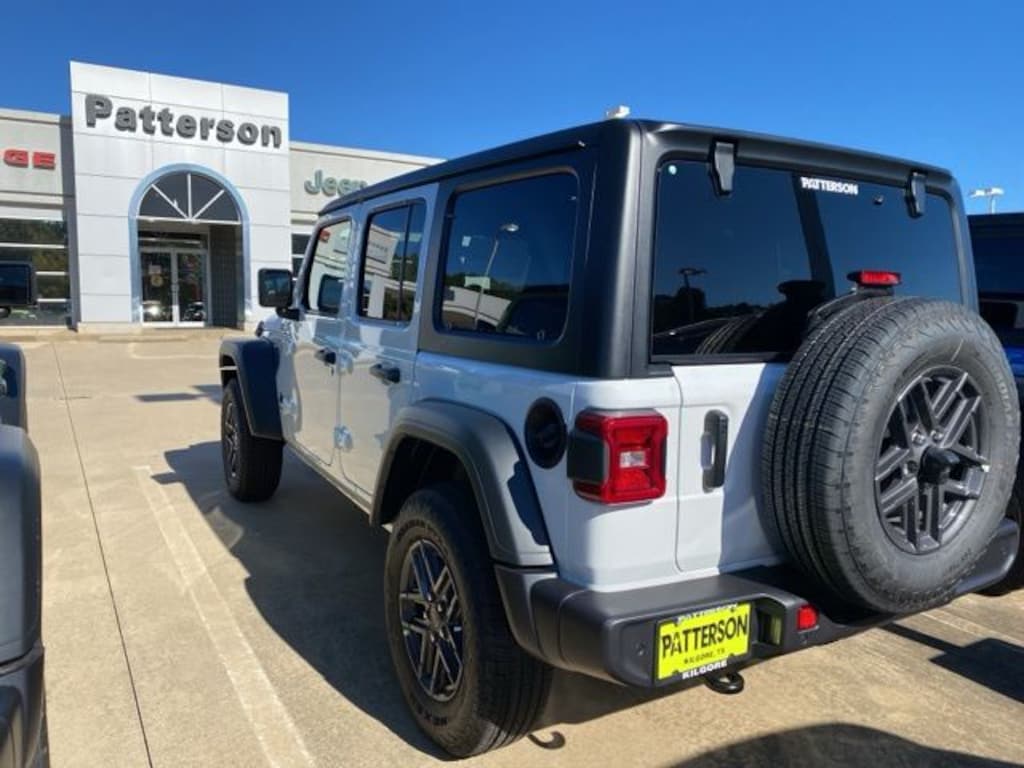 New 2026 Jeep Wrangler 4-DOOR SPORT S Sport Utility