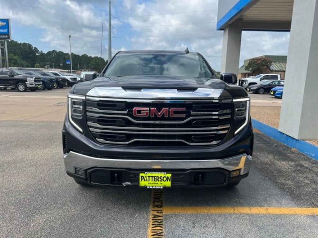 Used 2025 GMC Sierra 1500 SLT Truck Crew Cab
