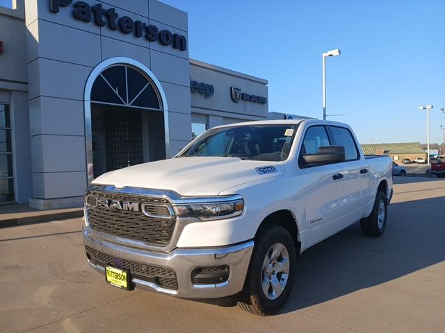 New 2026 Ram 1500 TRADESMAN CREW CAB 4X4 5'7 BOX