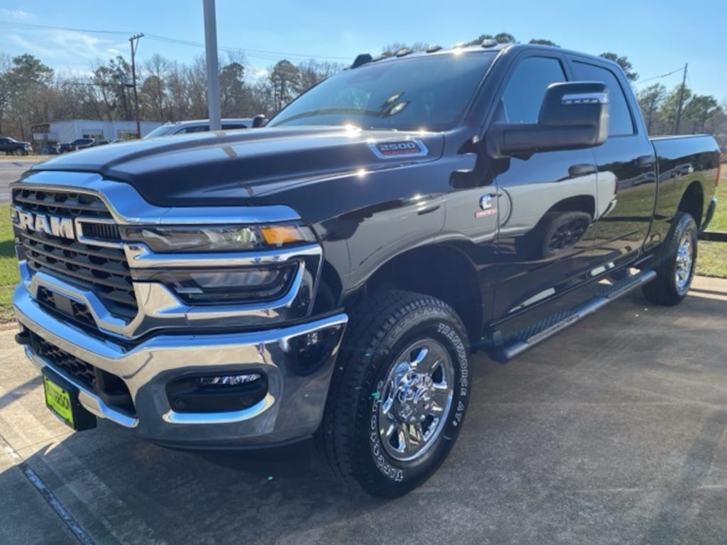 New 2026 Ram 2500 TRADESMAN CREW CAB 4X4 6'4 BOX Pickup