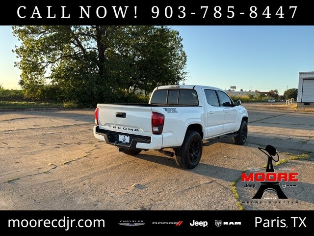 2022 Toyota Tacoma SR5 photo 3