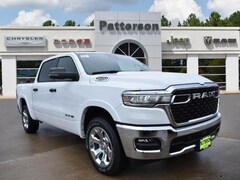 2025 Ram 1500 LONE STAR CREW CAB 4X4 5'7 BOX Pickup