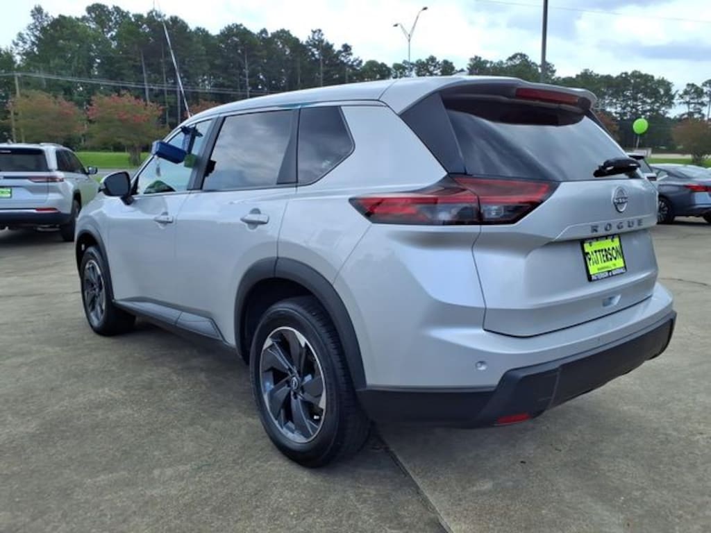 Used 2025 Nissan Rogue SV SUV