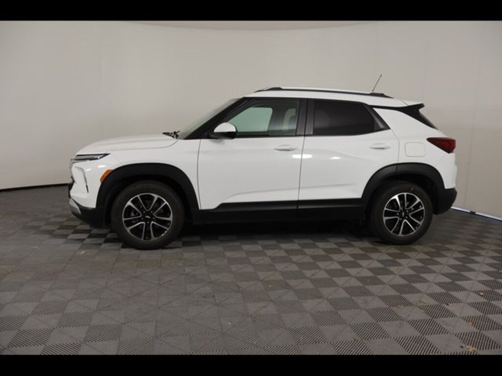 Used 2024 Chevrolet Trailblazer LT SUV