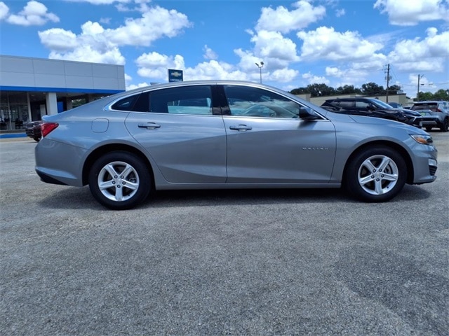 1G1ZD5ST9RF115960