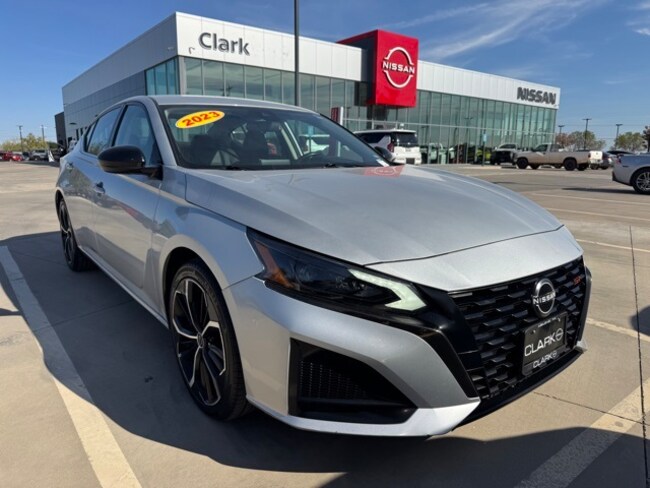 2023 Nissan Altima 2.5 SR Sedan