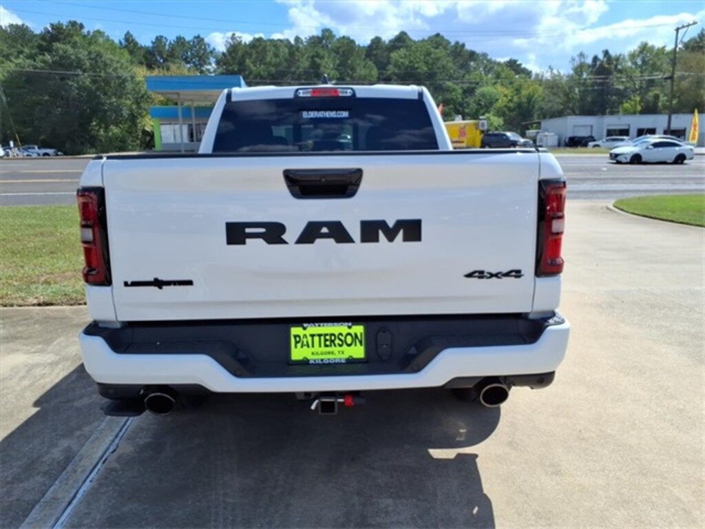 New 2026 Ram 1500 LONE STAR CREW CAB 4X4 5'7 BOX Pickup