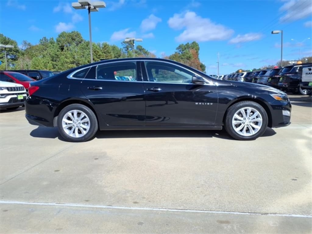 Used 2024 Chevrolet Malibu 1LT Sedan