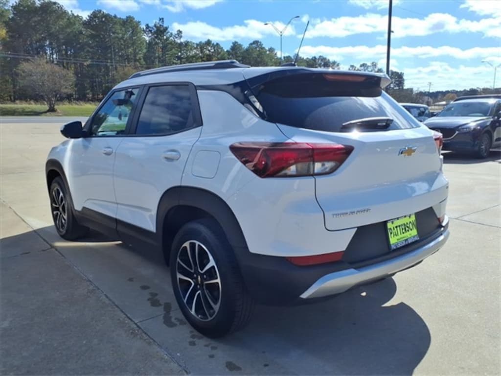 Used 2025 Chevrolet Trailblazer LT SUV