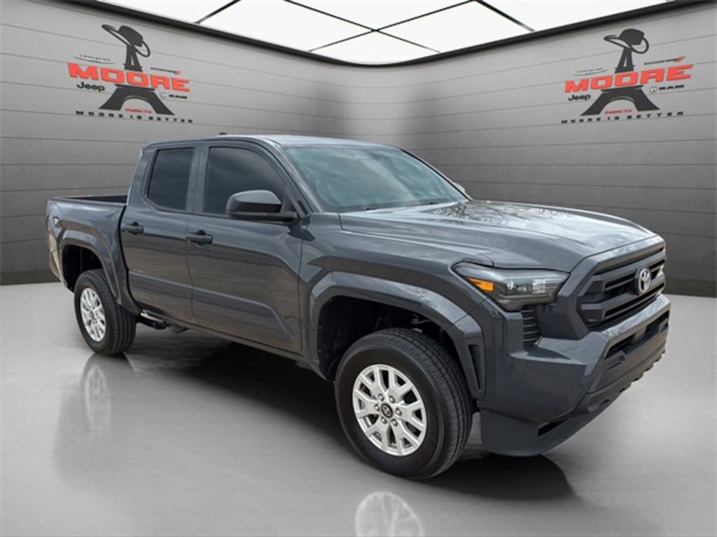 Used 2025 Toyota Tacoma SR Truck Double Cab