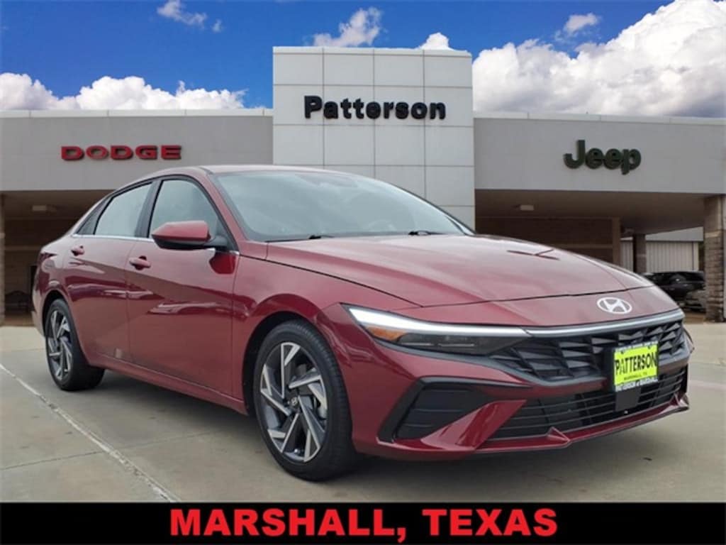 Used 2025 Hyundai Elantra SEL Convenience Sedan