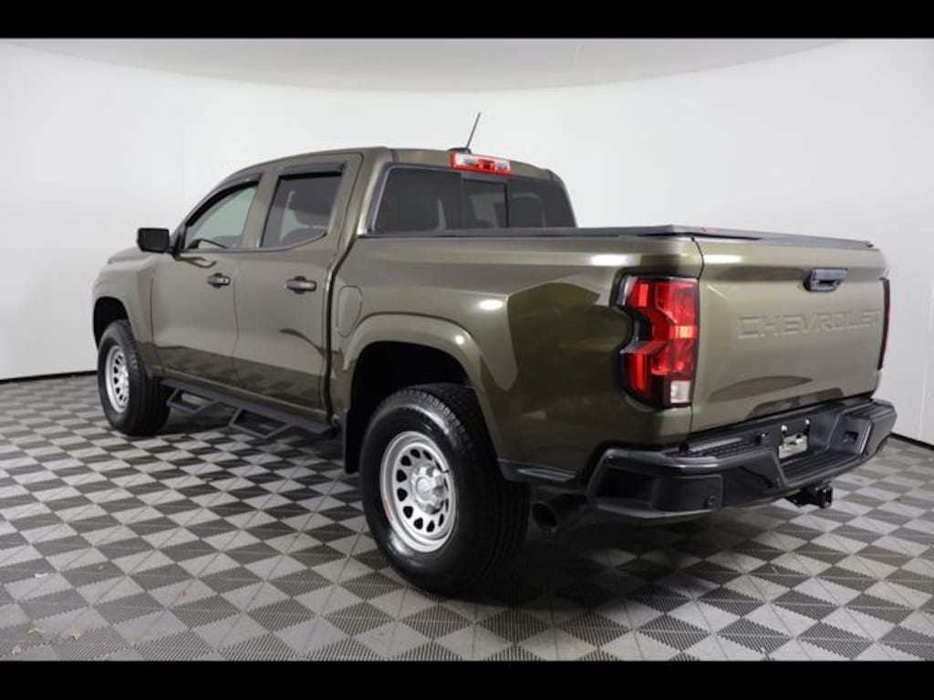 Used 2024 Chevrolet Colorado WT Truck Crew Cab