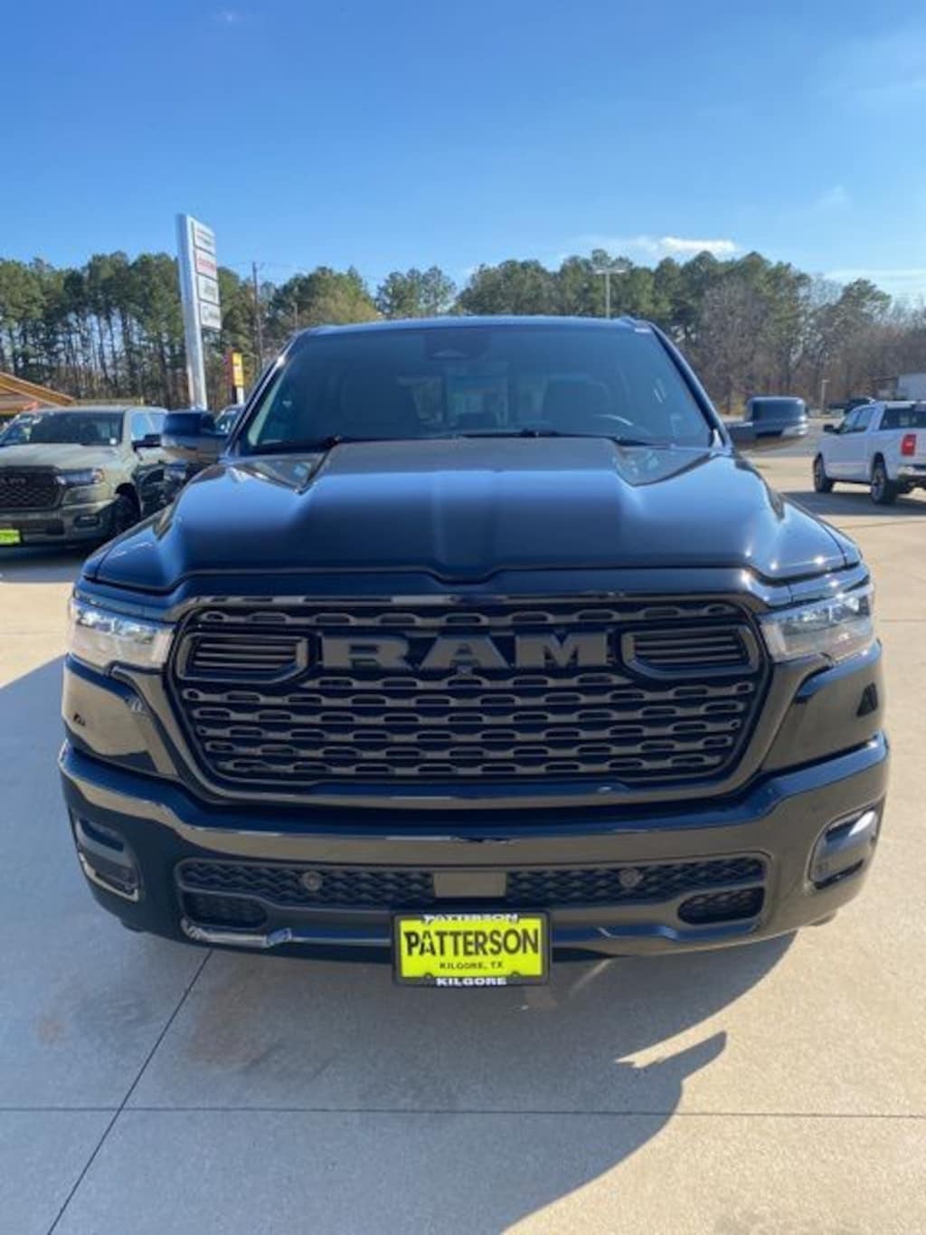 New 2026 Ram 1500 LONE STAR CREW CAB 4X4 5'7 BOX Pickup