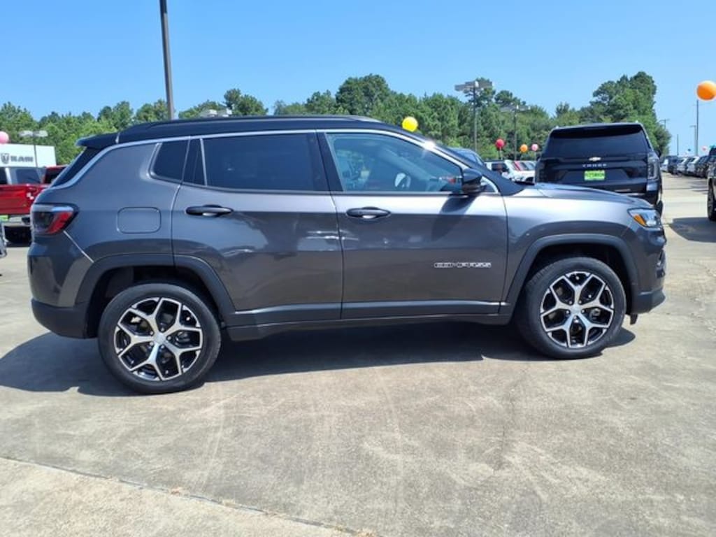 Used 2024 Jeep Compass Limited SUV