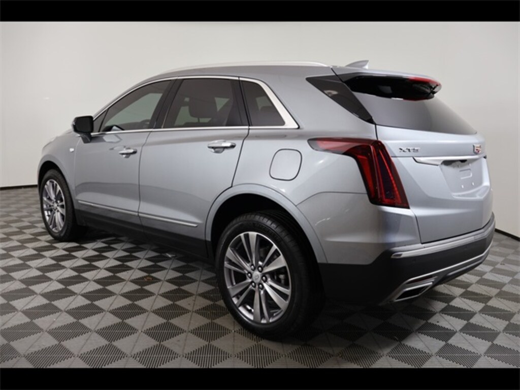 Used 2025 CADILLAC XT5 Premium Luxury SUV