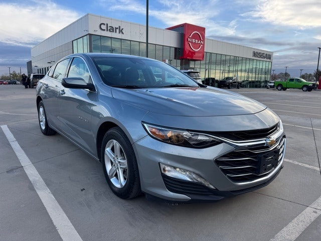 2024 Chevrolet Malibu 1LT's photo