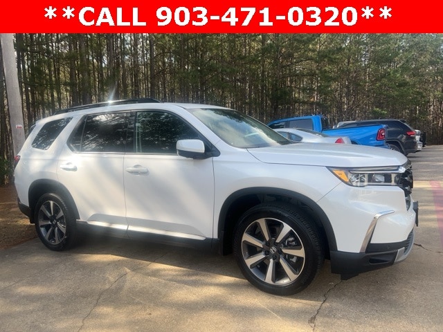 2023 Honda Pilot Elite's photo