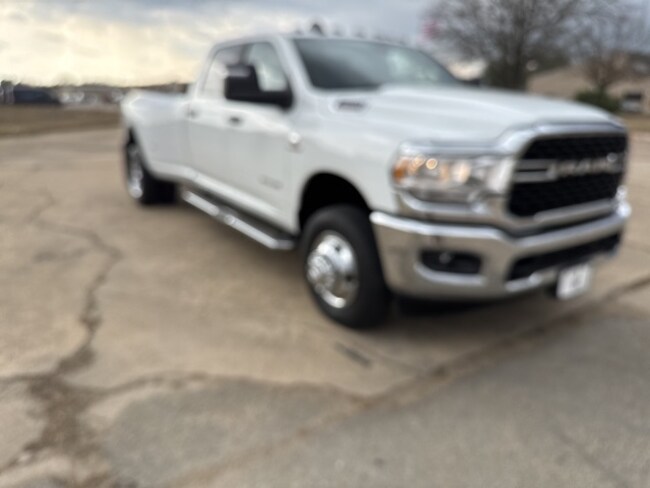 2024 Ram 3500 Big Horn Truck Crew Cab