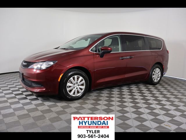 Used 2021 Chrysler Voyager L