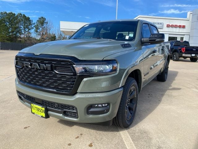 New 2026 Ram 1500 LONE STAR CREW CAB 4X4 5'7 BOX