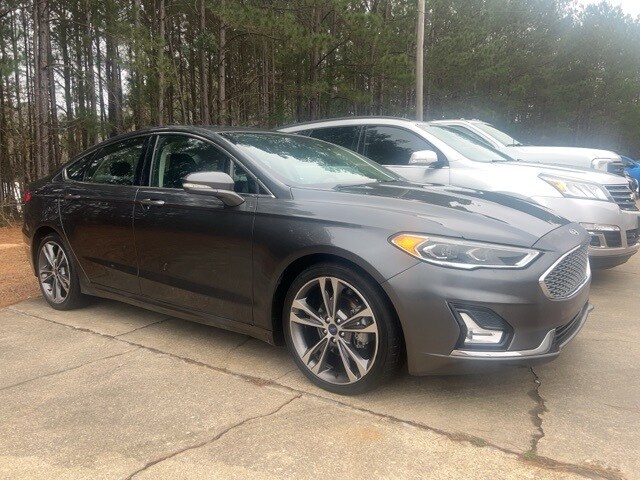 2019 Ford Fusion Titanium's photo