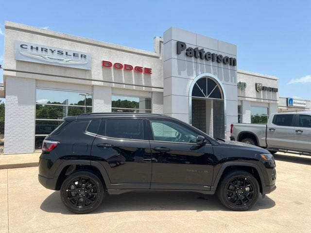 New 2026 Jeep Compass LATITUDE ALTITUDE 4X4