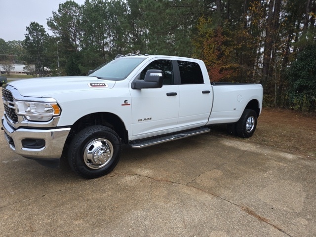 2024 RAM Ram 3500 Pickup Big Horn's photo