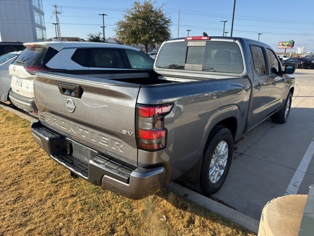 Used 2024 Nissan Frontier SV Truck Crew Cab