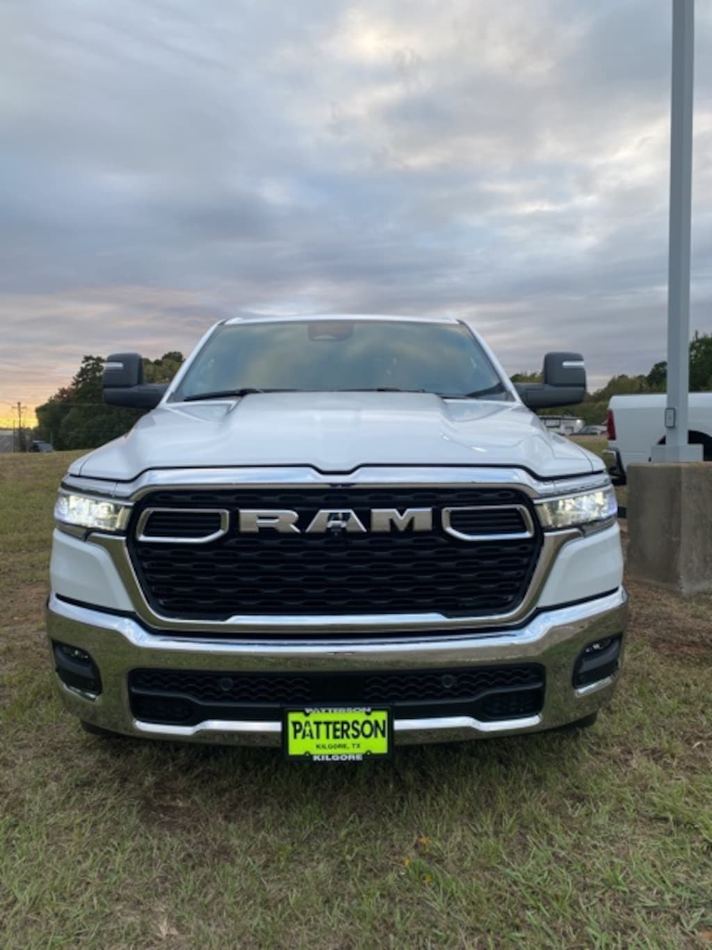 New 2026 Ram 1500 LONE STAR CREW CAB 4X4 5'7 BOX Pickup